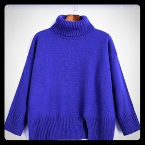 Oversized royal blue sweater